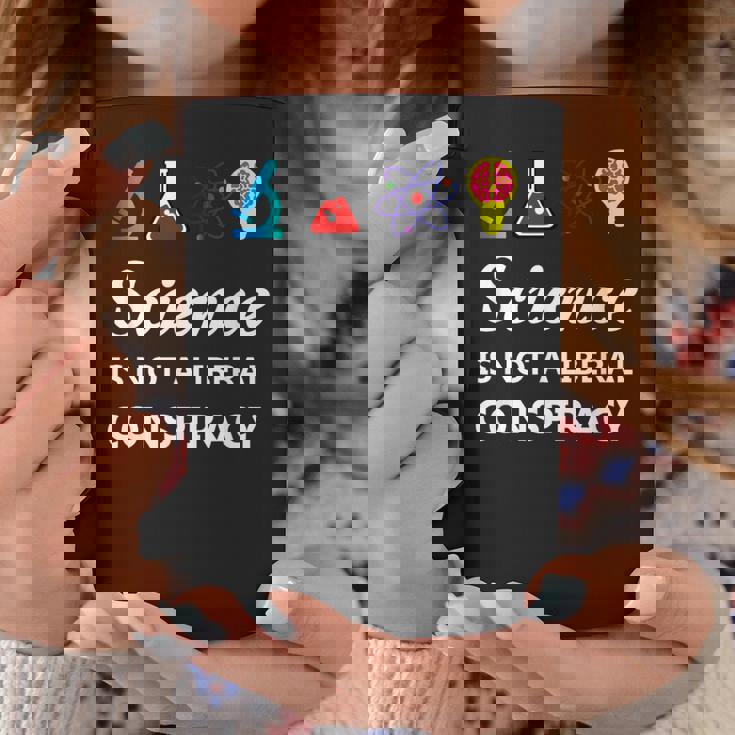 Science Is Not A Liberal Conspiracy リベラルシャツ コーヒーマグ 面白い贈り物