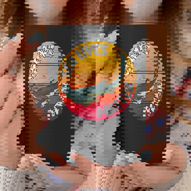 Sea Lives Matter ハンマーヘッドシャークを守る海の命 コーヒーマグ 面白い贈り物