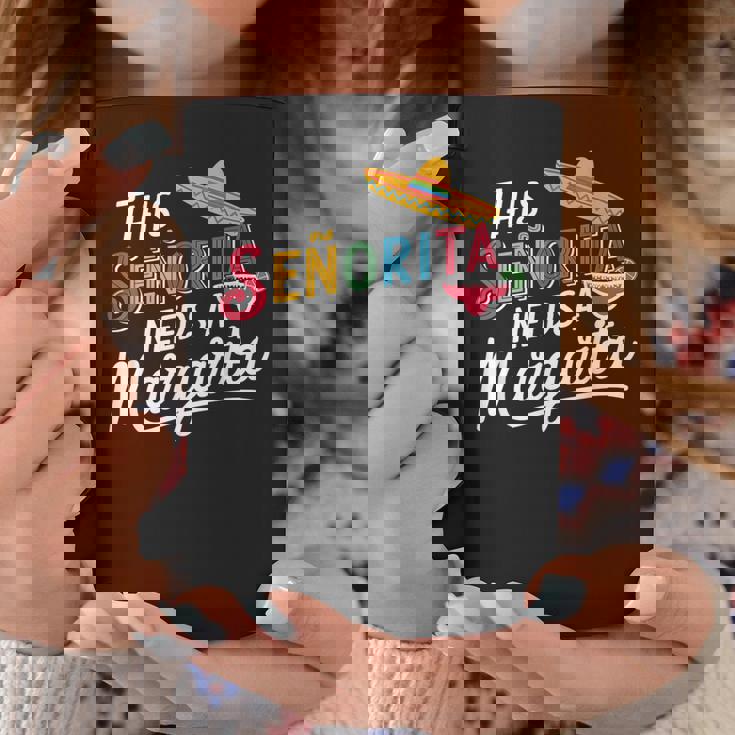 Senorita Margarita Lover Cinco De Mayo Fiesta ギフト コーヒーマグ 面白い贈り物