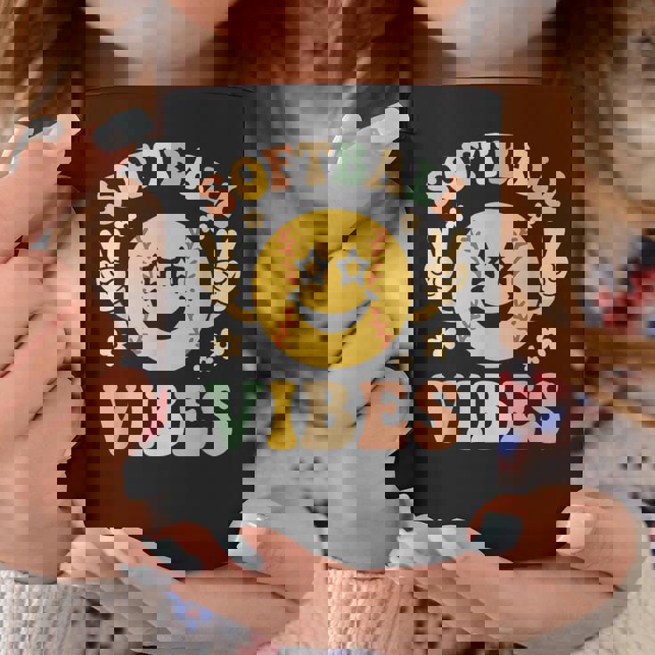 Softballibes 星目スマイル ポジティブソフトボール コーヒーマグ 面白い贈り物