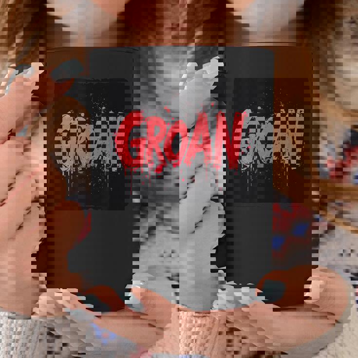 うめき声の衣装で苦労を表現しましょう。 コーヒーマグ 面白い贈り物