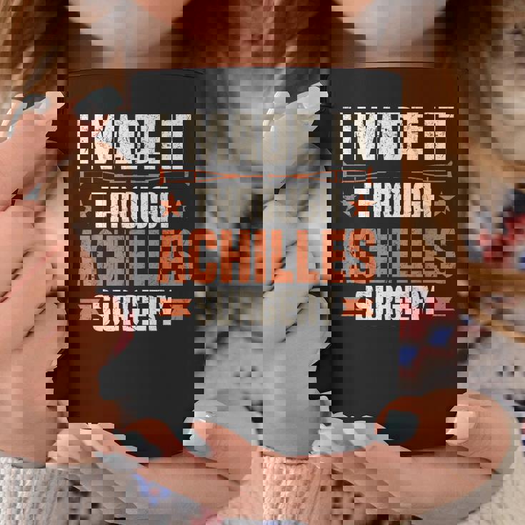 おかしな手術 サバイバー デザイン リカバリー アキレス手術 コーヒーマグ 面白い贈り物