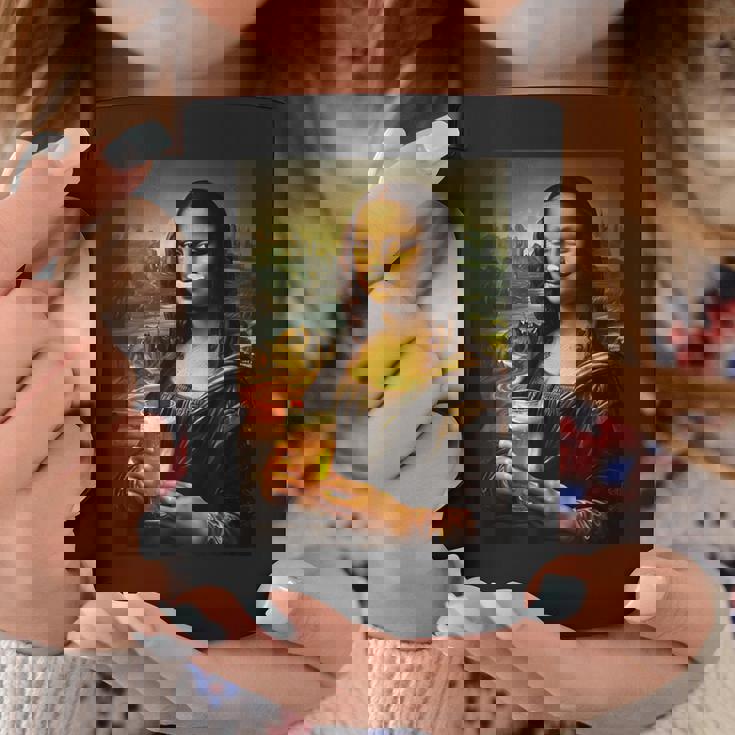 おもしろビールモナリザ絵画アートママパパ。 コーヒーマグ 面白い贈り物