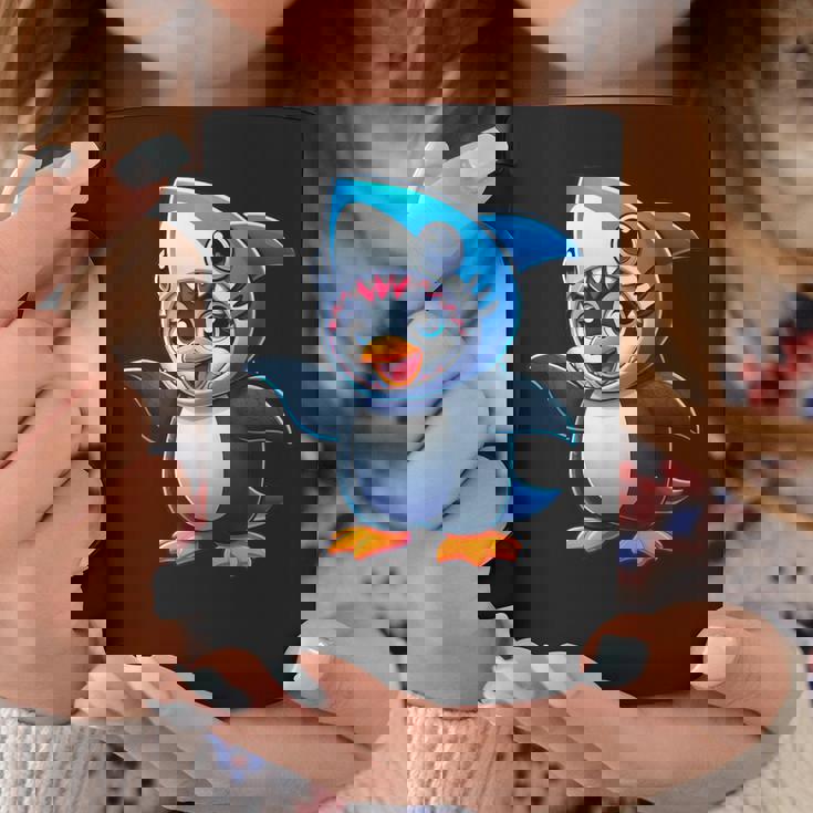 かわいいペンギンのサメのフュージョン漫画コスチューム。 コーヒーマグ 面白い贈り物