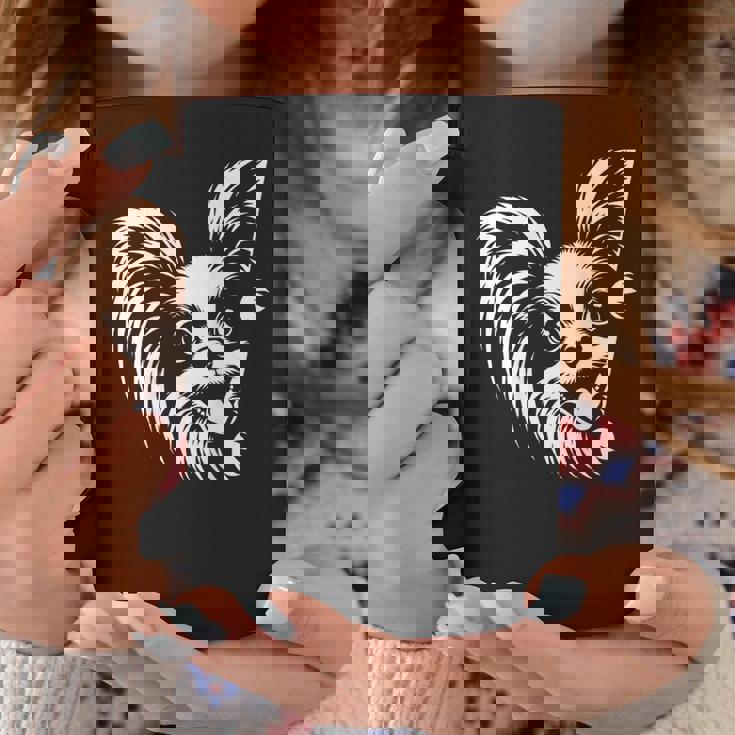 かわいい覗くパピヨン犬のグラフィック デザイン コーヒーマグ 面白い贈り物