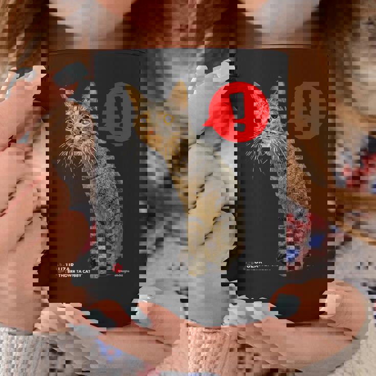 なにかをみつけたねこ、うずら 猫 かわいい キジトラ猫 Cat コーヒーマグ 面白い贈り物