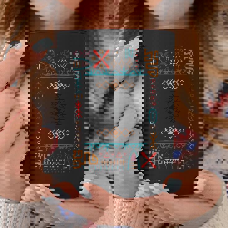 アステカ柄デザイン。 コーヒーマグ 面白い贈り物