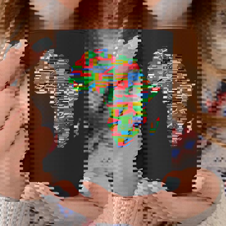 アフリカの地図-アフリカの国の旗の贈り物が付いているアフリカの地図 コーヒーマグ 面白い贈り物