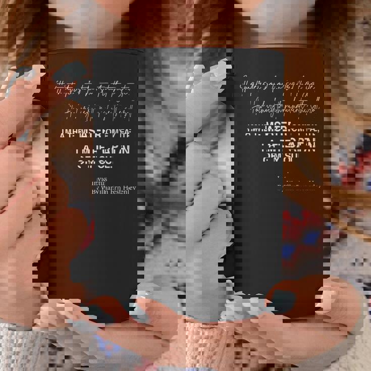 インビクタスの詩 私は自分の運命の支配者である インスピレーション コーヒーマグ 面白い贈り物