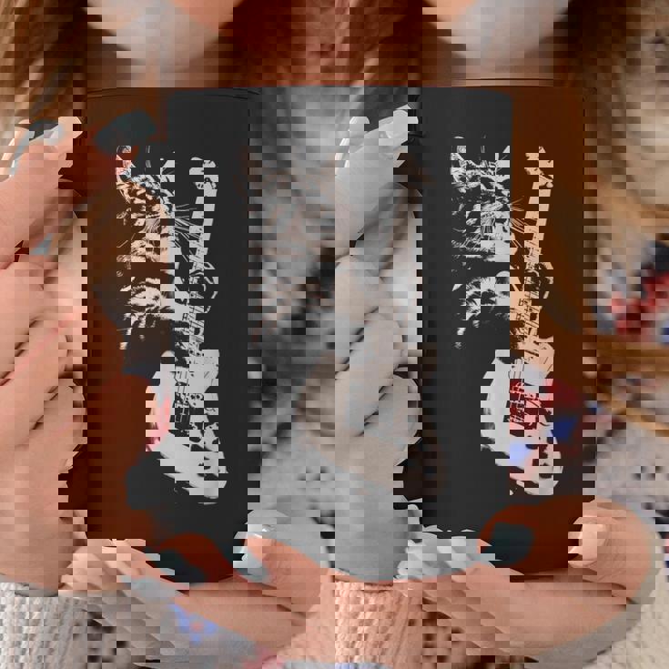 エレキギターを弾く猫 面白い猫ロッカー ロックショーで コーヒーマグ 面白い贈り物