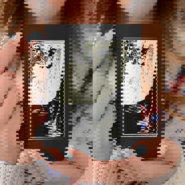 オーブリー・ビアズリーによるクライマックス コーヒーマグ 面白い贈り物