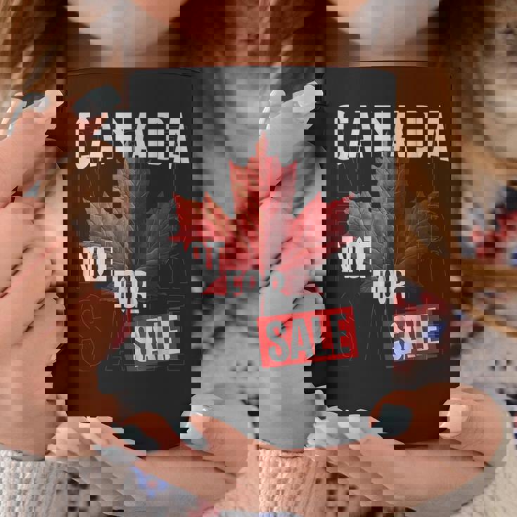 カナダはメープルリーフの愛国的なシャツと一緒に販売されていません。 コーヒーマグ 面白い贈り物