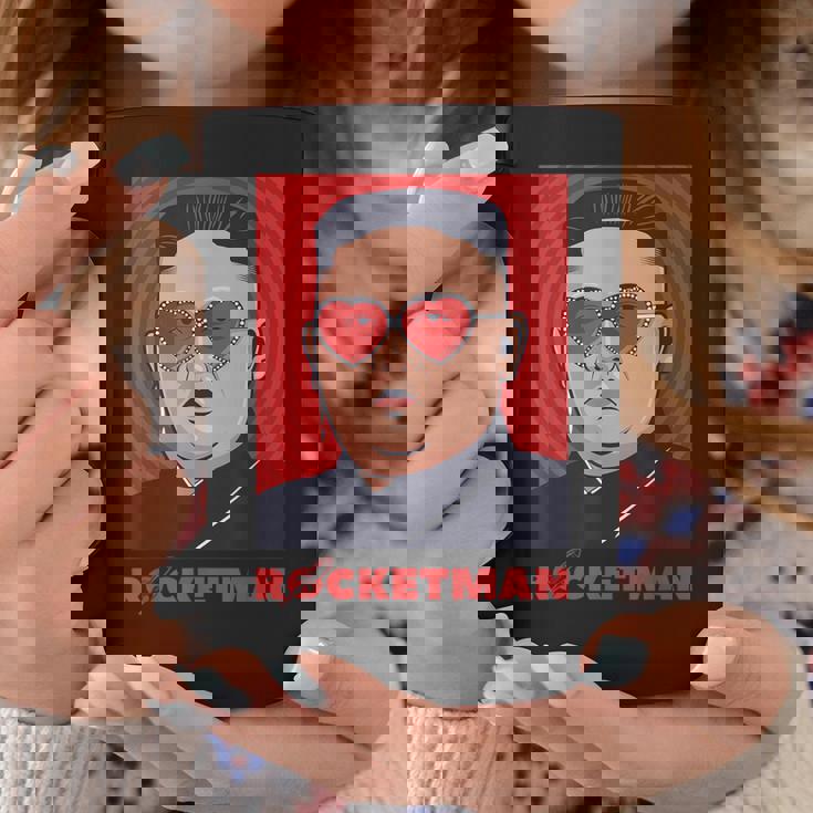 キム・ジョンウン、ファニー・ロケットマン・パロディ・ロックンロール コーヒーマグ 面白い贈り物