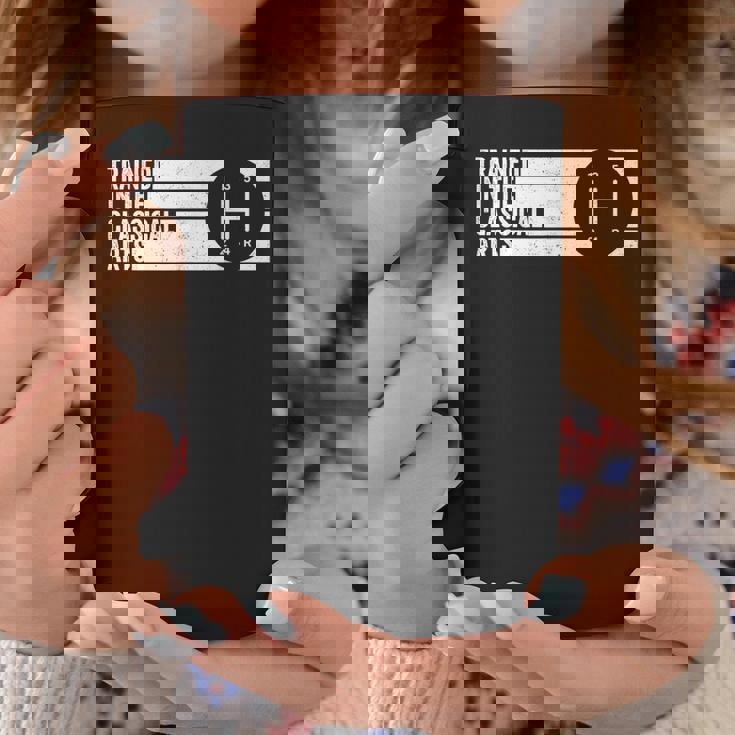 クラシックアーツの5速マニュアルトランスミッションで訓練されています。 コーヒーマグ 面白い贈り物