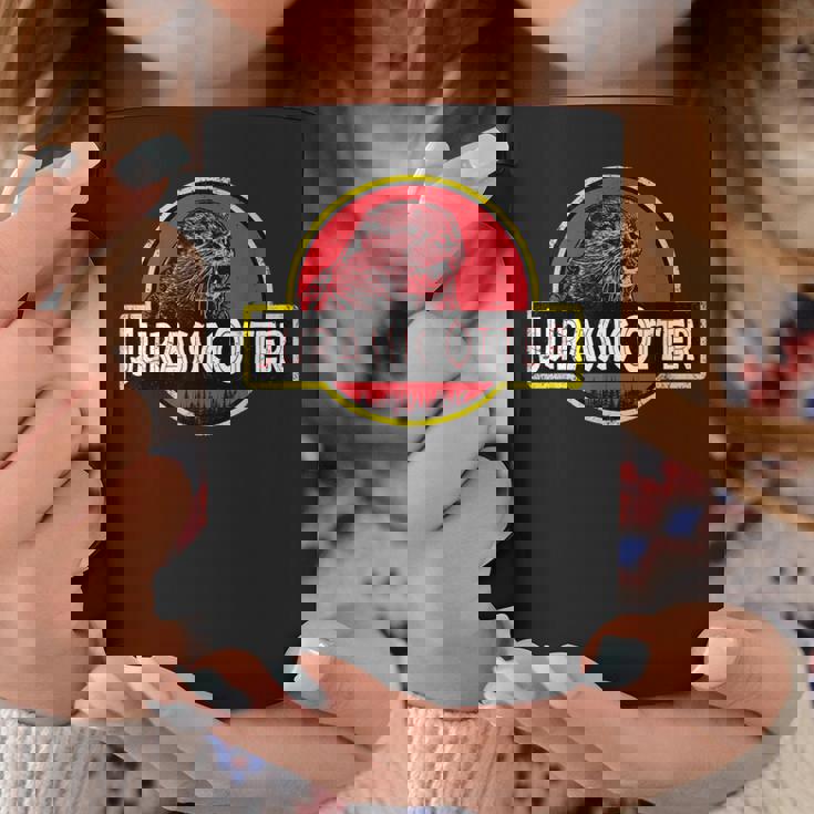 クリスマス用のかわいくて楽しいカワウソ。 コーヒーマグ 面白い贈り物