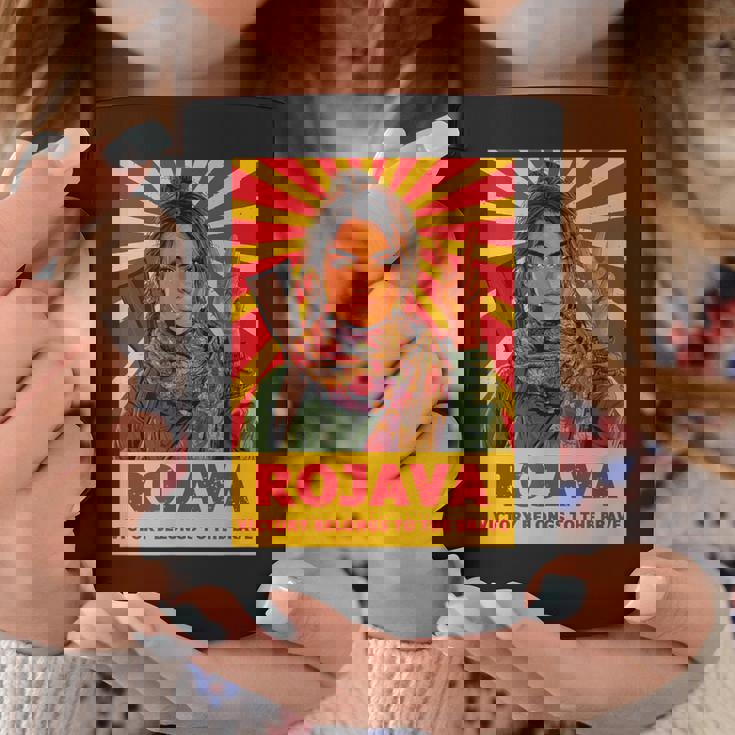 クルドのロジャバ クルディスタン 「勝利 」デザイン コーヒーマグ 面白い贈り物