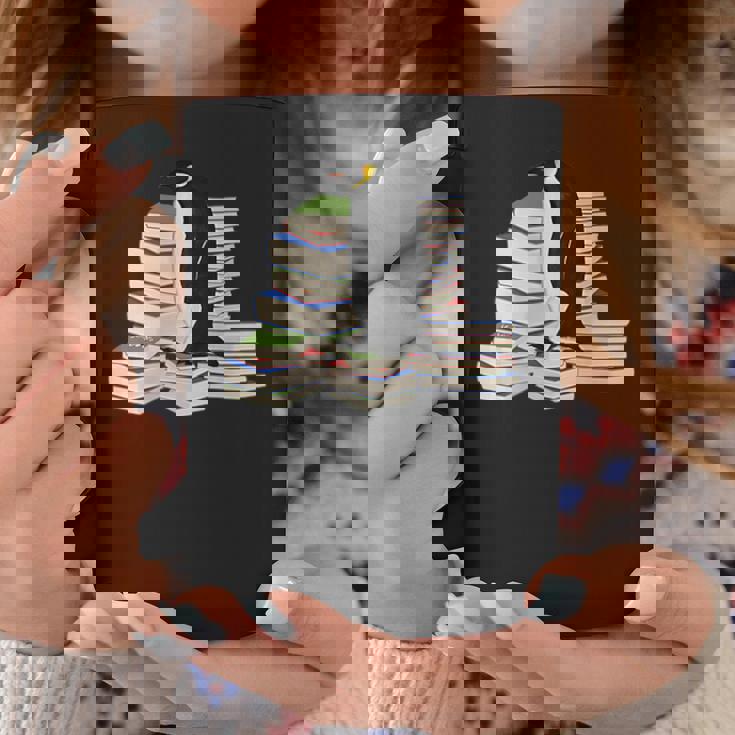 コウテイペンギン 鳥 本 読む 動物 図 バードウォッチング 贈り物 鳥類学者 生物学者 自然科学 コーヒーマグ 面白い贈り物