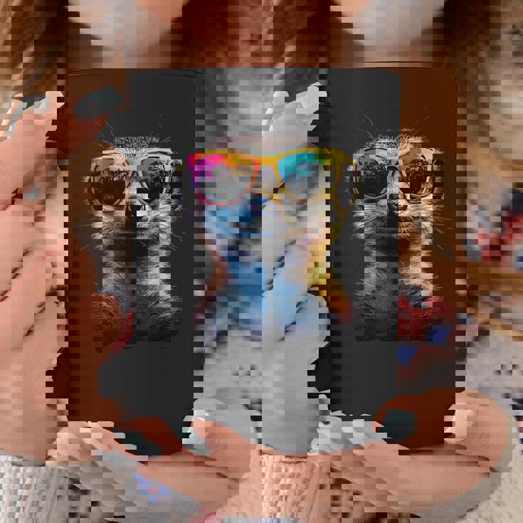 サングラスをかけたミーアキャット カラフルかわいいミーアキャット コーヒーマグ 面白い贈り物