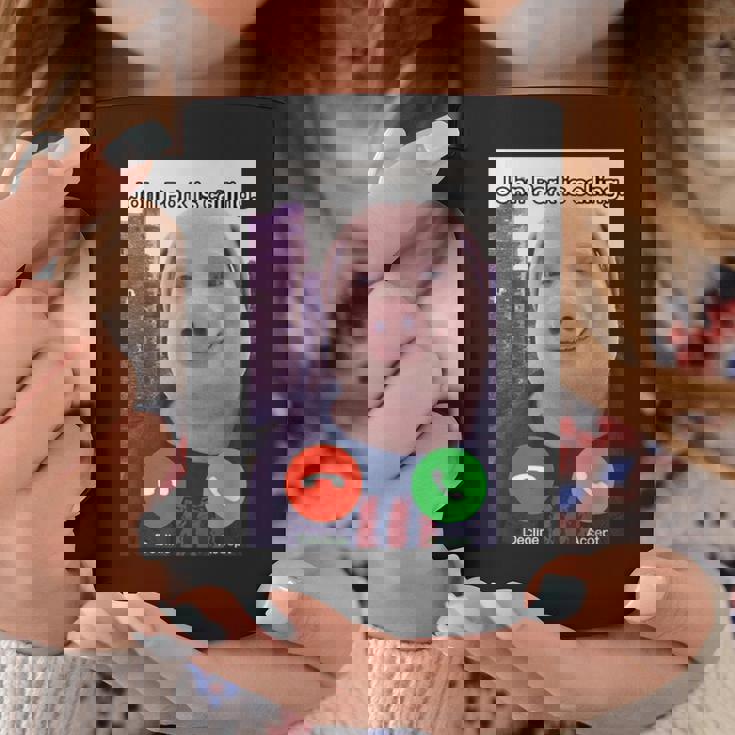 ジョン・ポークがファニー・アンサー・コール・フォンをかけている コーヒーマグ 面白い贈り物