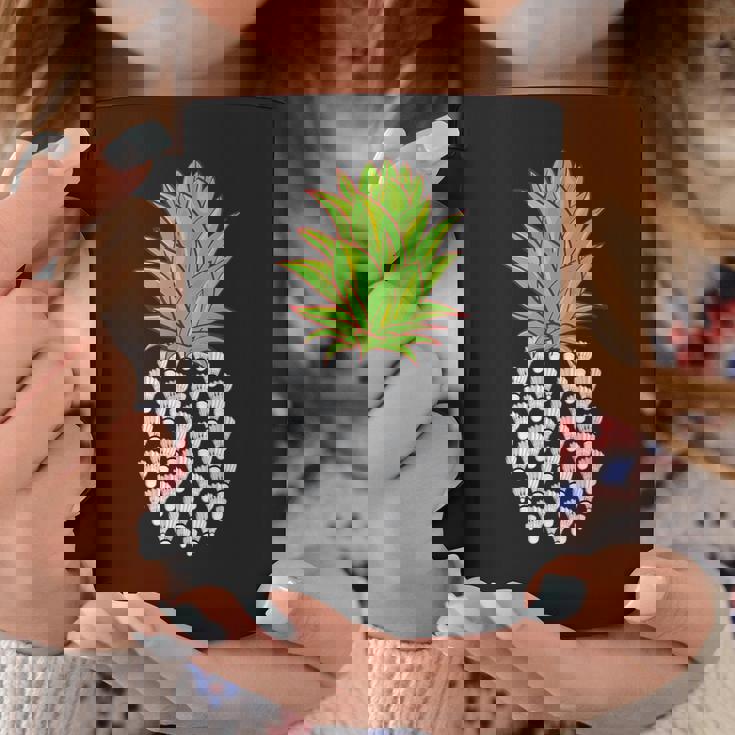 スポーツシャツ 面白いパイナップルデザイン ヴィンテージ バドミントン コーヒーマグ 面白い贈り物