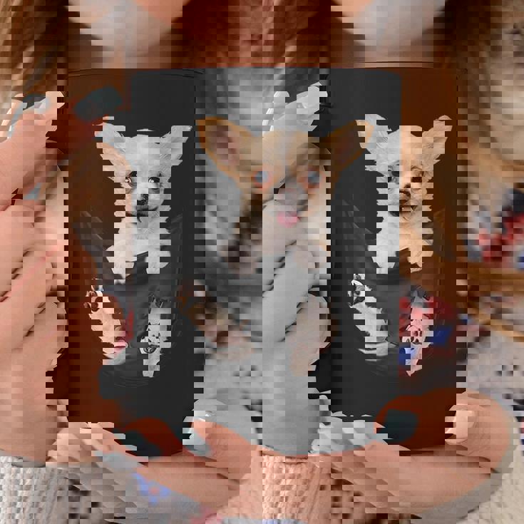 チワワ犬愛好家のためのポケットに入った面白いチワワ犬。 コーヒーマグ 面白い贈り物