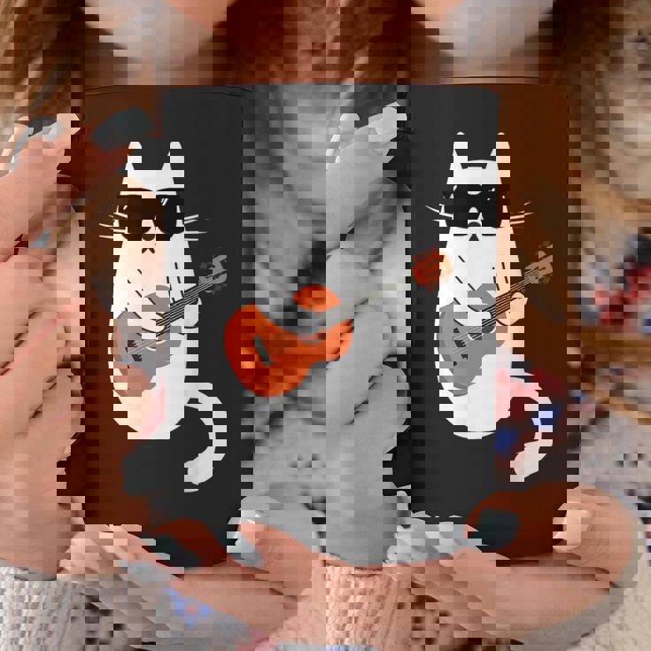 ネコとギター 猫とサングラス ネコ好き 猫飼い アコースティックギター エレキギター 音楽家 バンド ネコ 猫 コーヒーマグ 面白い贈り物