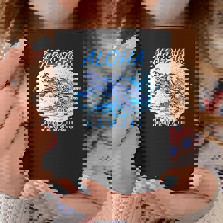 ハワイ ハワイアン ワイキキビーチ サーフボート ヤシの木 アロハ 夏 風景 海好き ウミガメ 波乗り コーヒーマグ 面白い贈り物