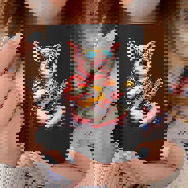 ハワイアンシャツを着たブタ、ウクレレ遊び。 コーヒーマグ 面白い贈り物