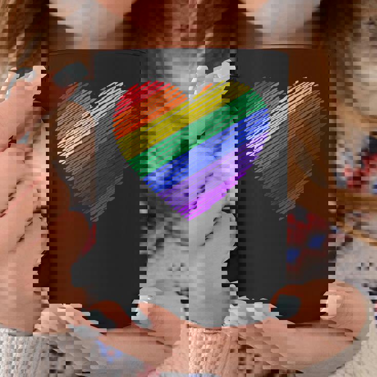 ハート・イン・ザ・カラーズ・オブ・ザ・レインボー コーヒーマグ 面白い贈り物