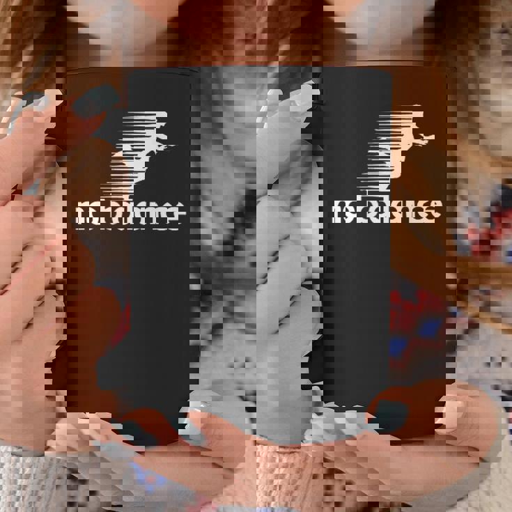 バランスが取れない スポーツとユーモアのための面白いパロディデザイン コーヒーマグ 面白い贈り物