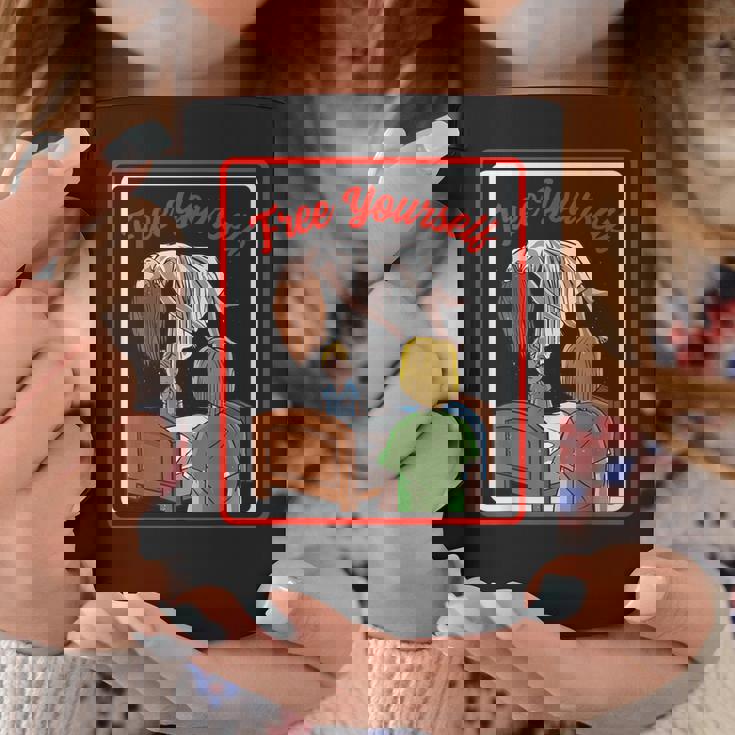 ビンテージ ホラー、取り憑かれた悪魔から解放される コーヒーマグ 面白い贈り物