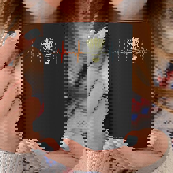 ビンテージバドミントンハートラインシャトルコック コーヒーマグ 面白い贈り物