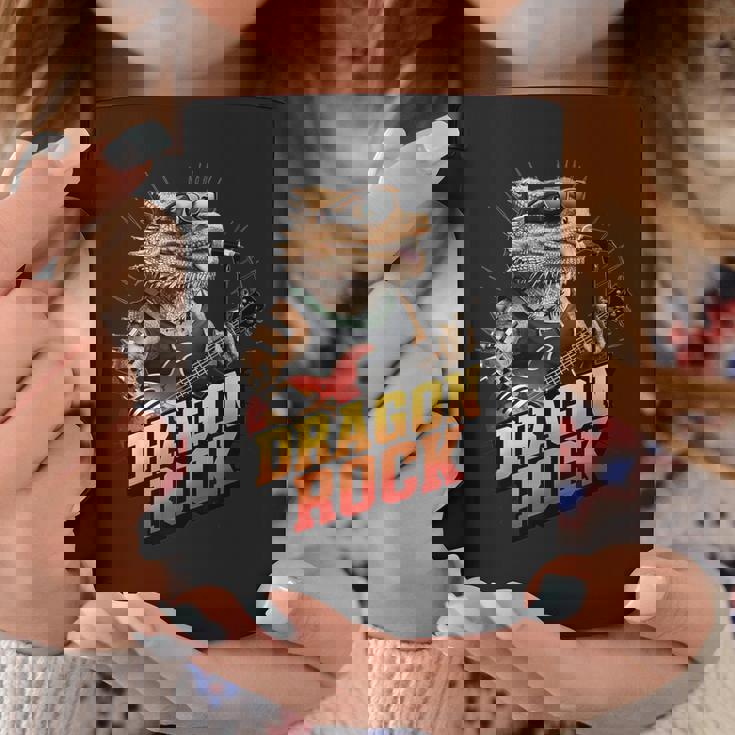 フトアゴヒゲトカゲの岩、フトアゴヒゲトカゲ、ロッカー、ギターマイク コーヒーマグ 面白い贈り物