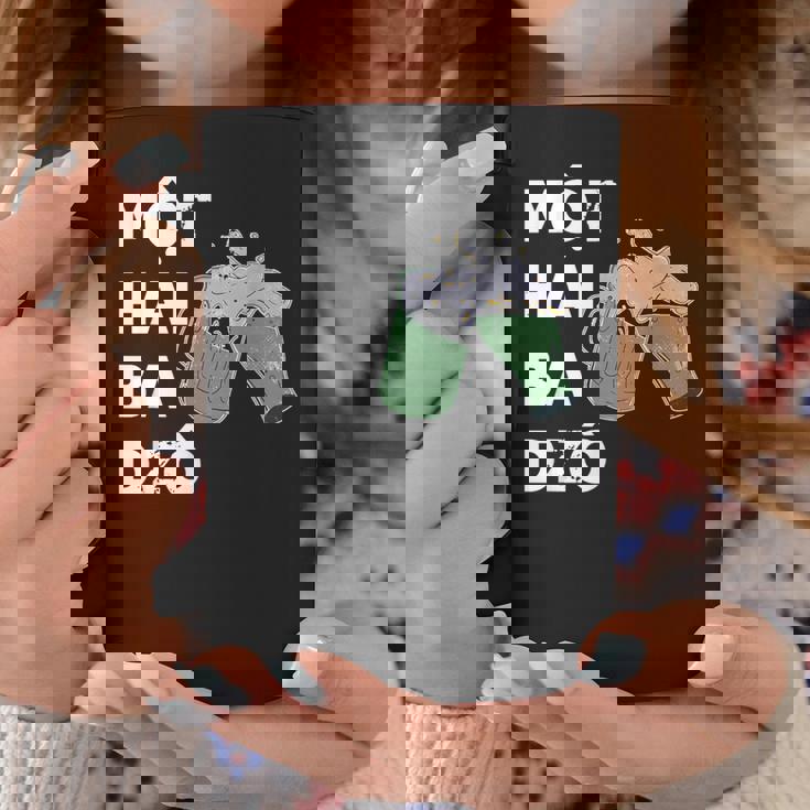 ベトナム ベトナム人 ベトナム語 モット・ハイ・バ・ドゾ ワン・ツー・スリー・チアーズ コーヒーマグ 面白い贈り物