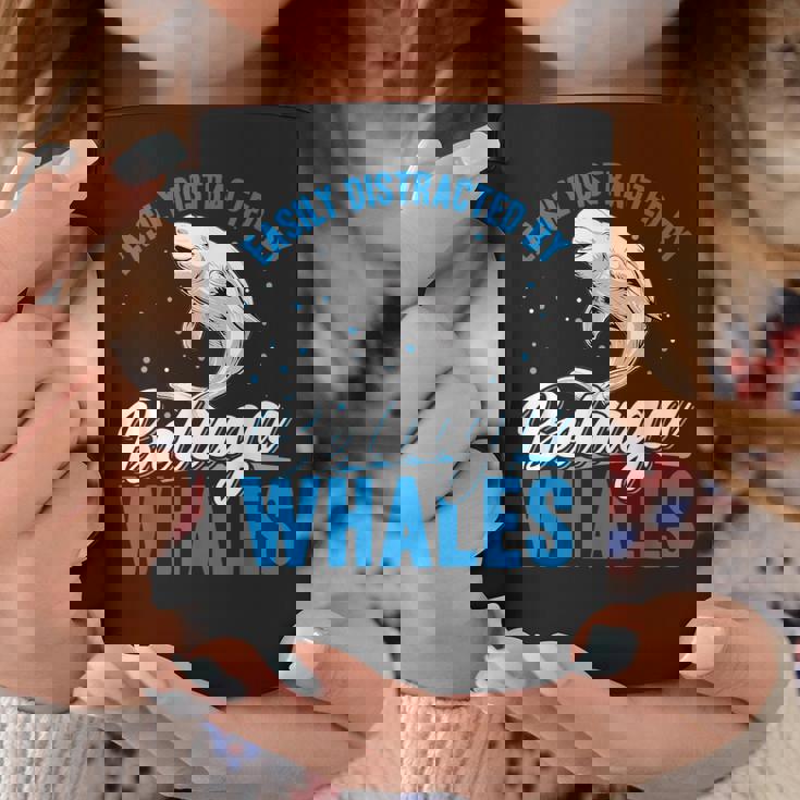 ベルーガクジラに簡単に気を取られる面白いシロイルカ動物。 コーヒーマグ 面白い贈り物