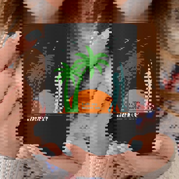 ボラカイ島 ヤシの木 サーフボード 日没 フィリピン ビーチ サーファーガール 東南アジア 島 贈り物 海 お土産 セブ コーヒーマグ 面白い贈り物