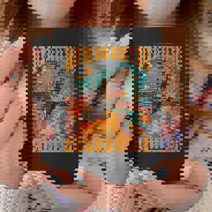 ボンバディロクロコダイルミームクロコダイルファイア-イタリアンブレインロット コーヒーマグ 面白い贈り物