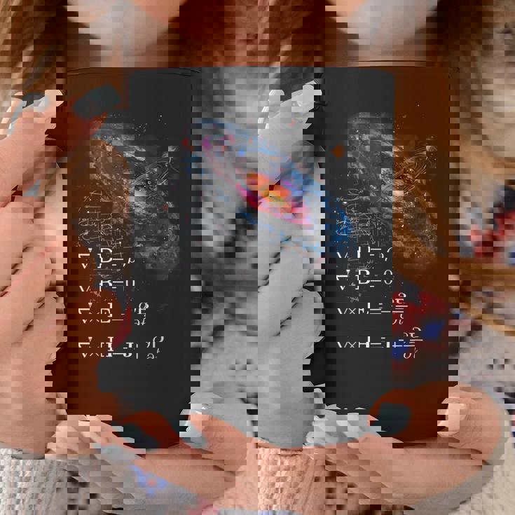 マクスウェルの方程式 物理学 相対性理論 数学 数学 コーヒーマグ 面白い贈り物