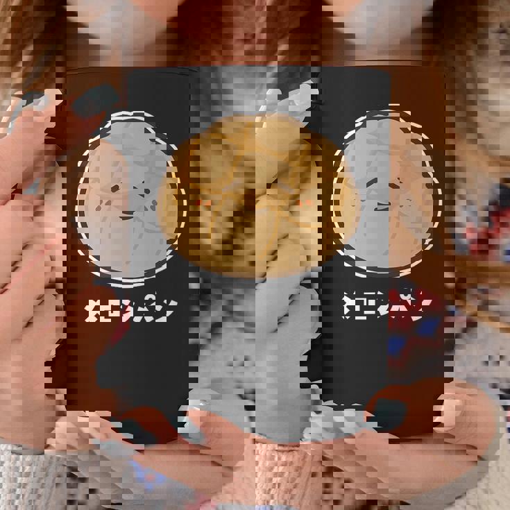 メロンパン 菓子パン パン かわいい 顔 八の字眉 笑い おもしろ キャラクターキャラクター メロンパン好き コーヒーマグ 面白い贈り物