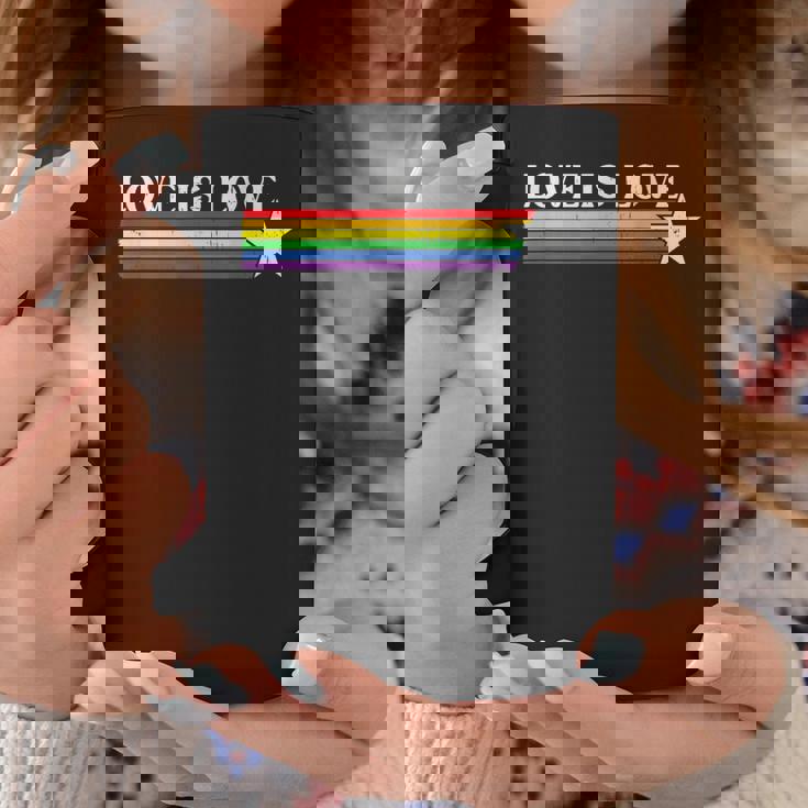 ラブ・イズ・ラブ Love Is Love Lgbt コーヒーマグ 面白い贈り物