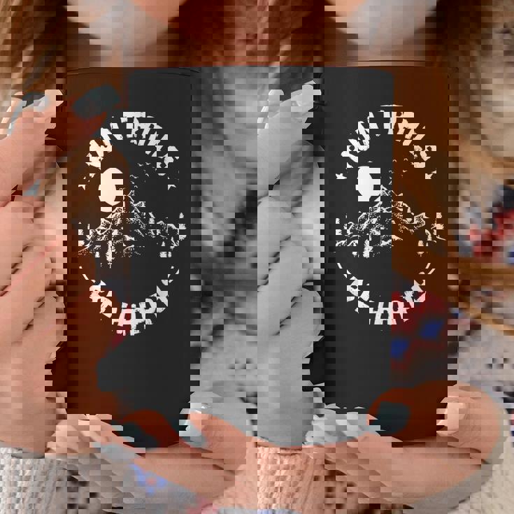 ラン・トレイルズ・バイ・ハッピー コーヒーマグ 面白い贈り物