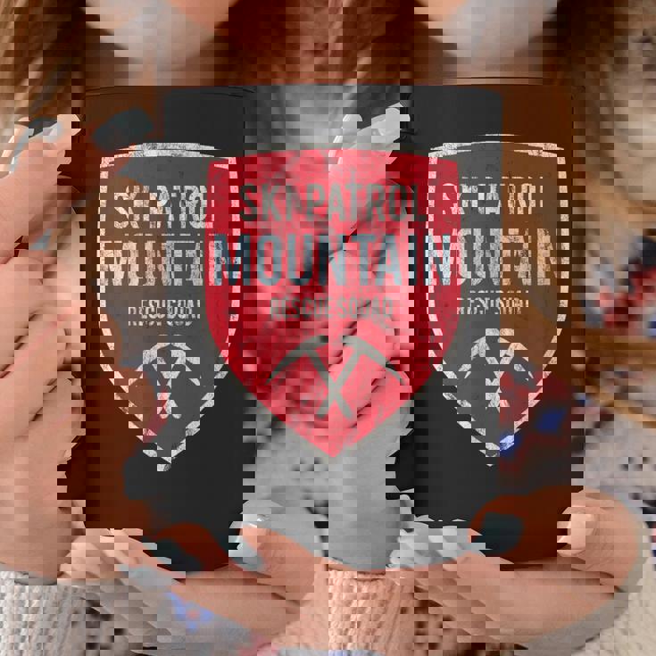 レスキュー隊スキーパトロールレトロスノーボードウィンターリゾート コーヒーマグ 面白い贈り物