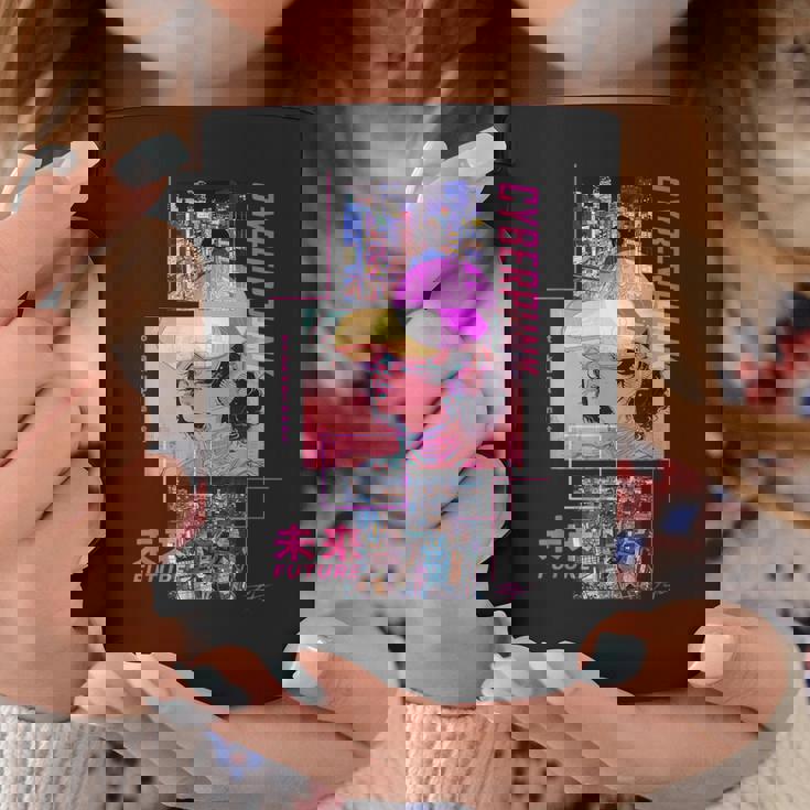 レトロなサイバーパンクヴェイパーウェーブ の 美学を取り入れた日本のサイバーパンクアニメ コーヒーマグ 面白い贈り物