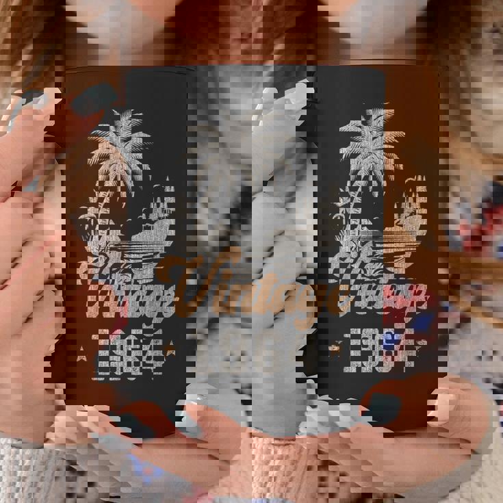 ヴィンテージ 1964 誕生日 61歳 ヤシの木 コーヒーマグ 面白い贈り物