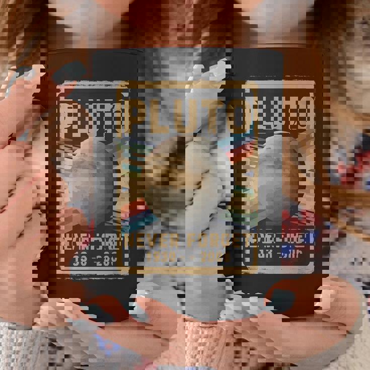 ヴィンテージ 冥王星 Never Forget 2006 天文学 天体物理学 面白い コーヒーマグ 面白い贈り物