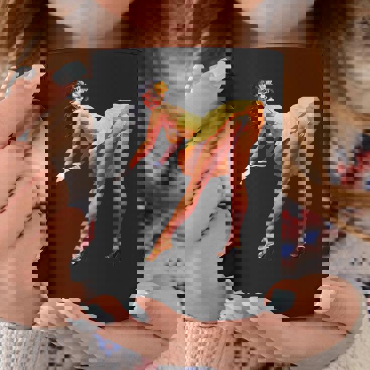 ヴィンテージピンナップガール、セクシードレス。メンズ、レディース。 コーヒーマグ 面白い贈り物
