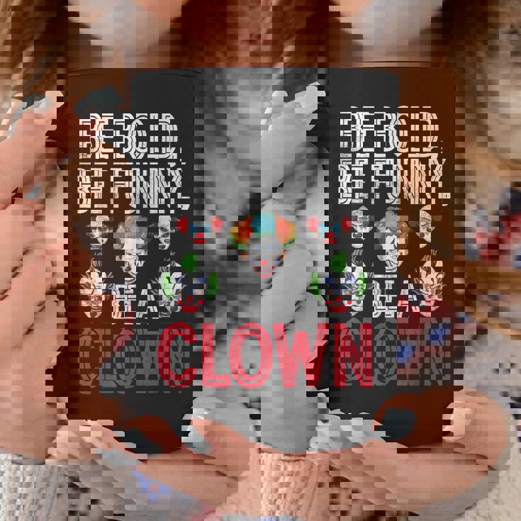 大胆になれ、面白くなりまくれ コーヒーマグ 面白い贈り物