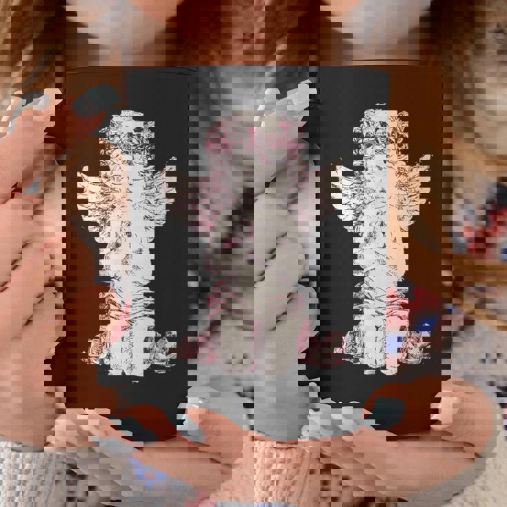 天使の羽を持つ膝の上の美的天使を祈る コーヒーマグ 面白い贈り物