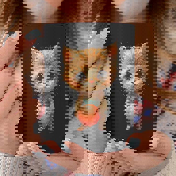 子猫、茶トラ、かわいい、おもしろい、癒し、ビーチ、ボール、砂浜、夏、海、ビーチボール、可愛い コーヒーマグ 面白い贈り物