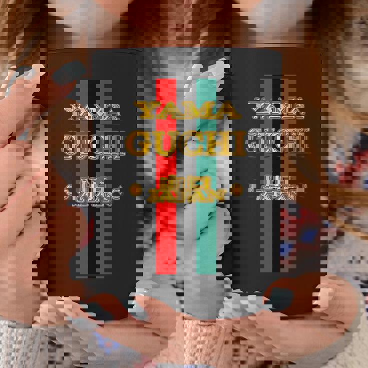 山口 Yamaguchi《フェイクゴールド 金 ロゴ》ブランド パロディ【47都道府県】プレゼント お土産 面白い コーヒーマグ 面白い贈り物